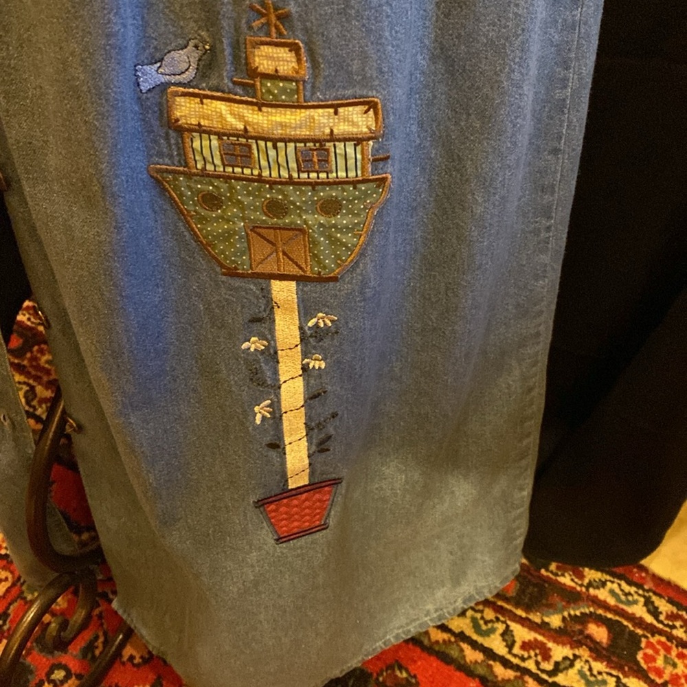 Size small Christopher and Bank embroidered birdhouse denim dress. like new. - Picture 3 of 6